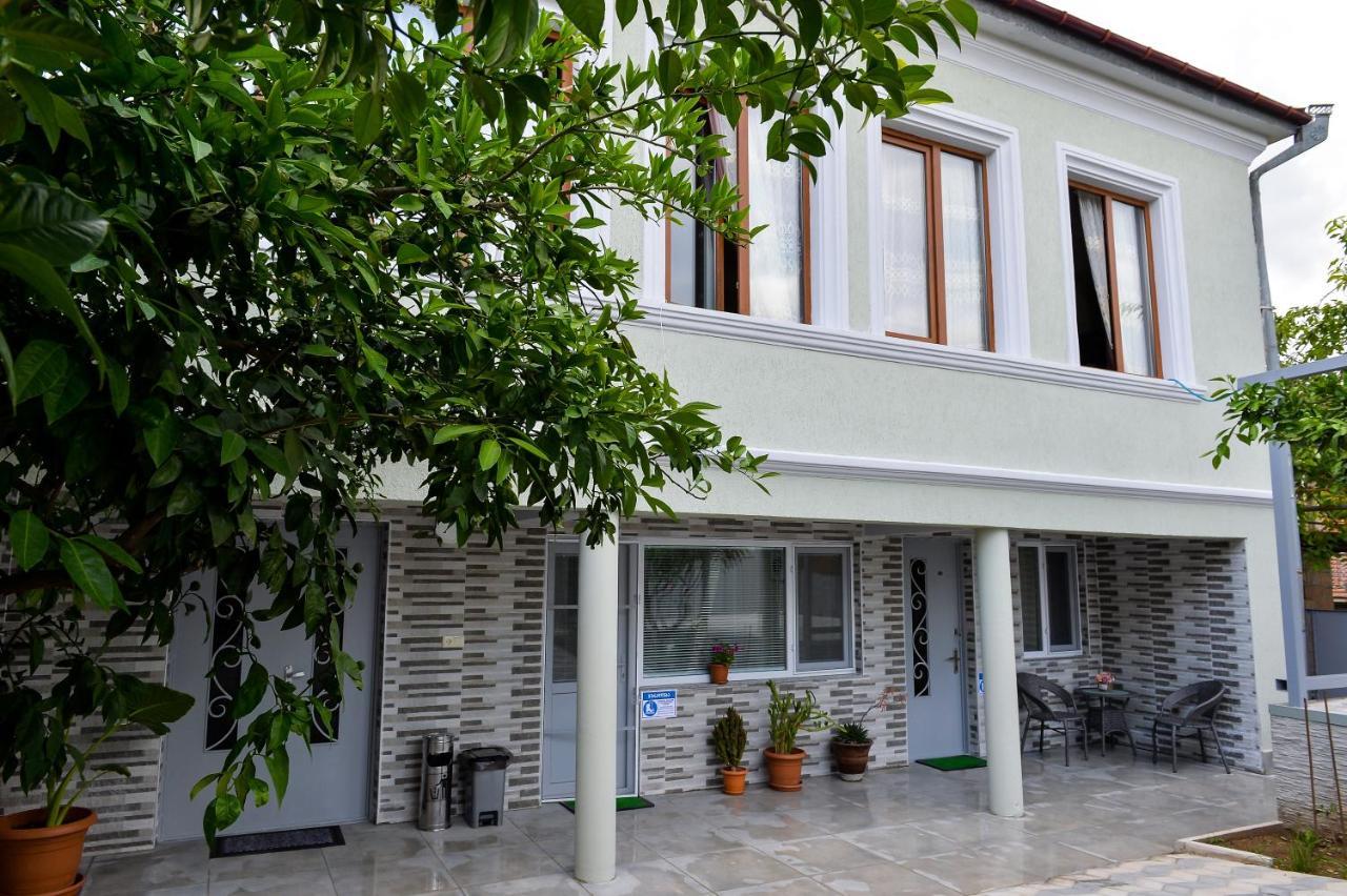 Cozy House Hotel Kutaisi Eksteriør billede