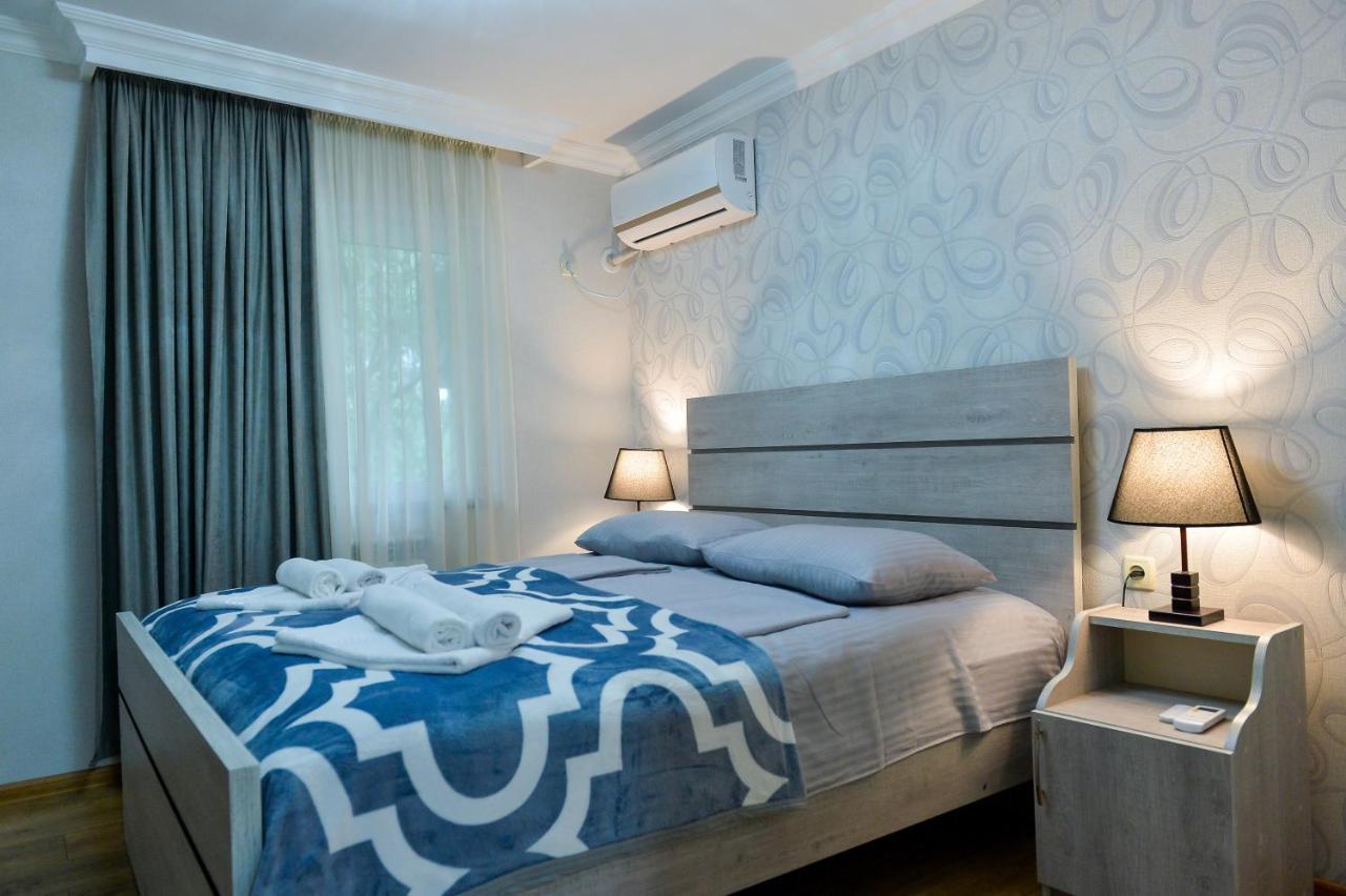 Cozy House Hotel Kutaisi Eksteriør billede